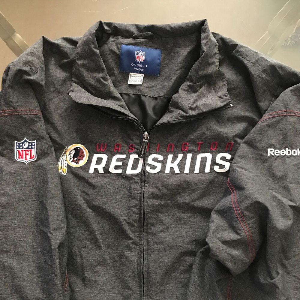 Reebok wind breaker